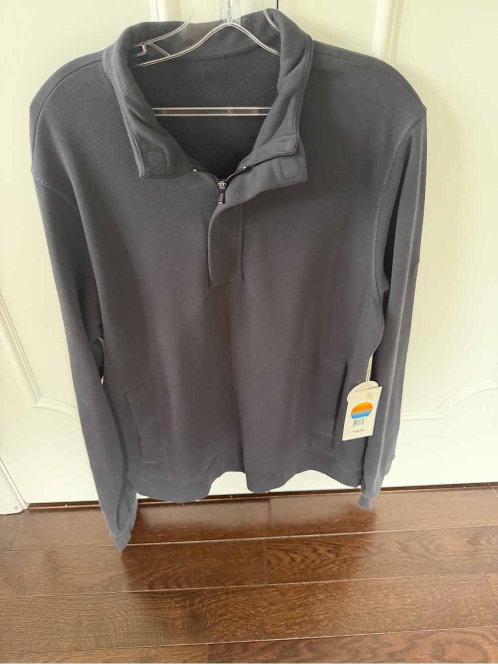 NWT Vuori Men Cypress Quarter Zip Top Sweater Navy size Large